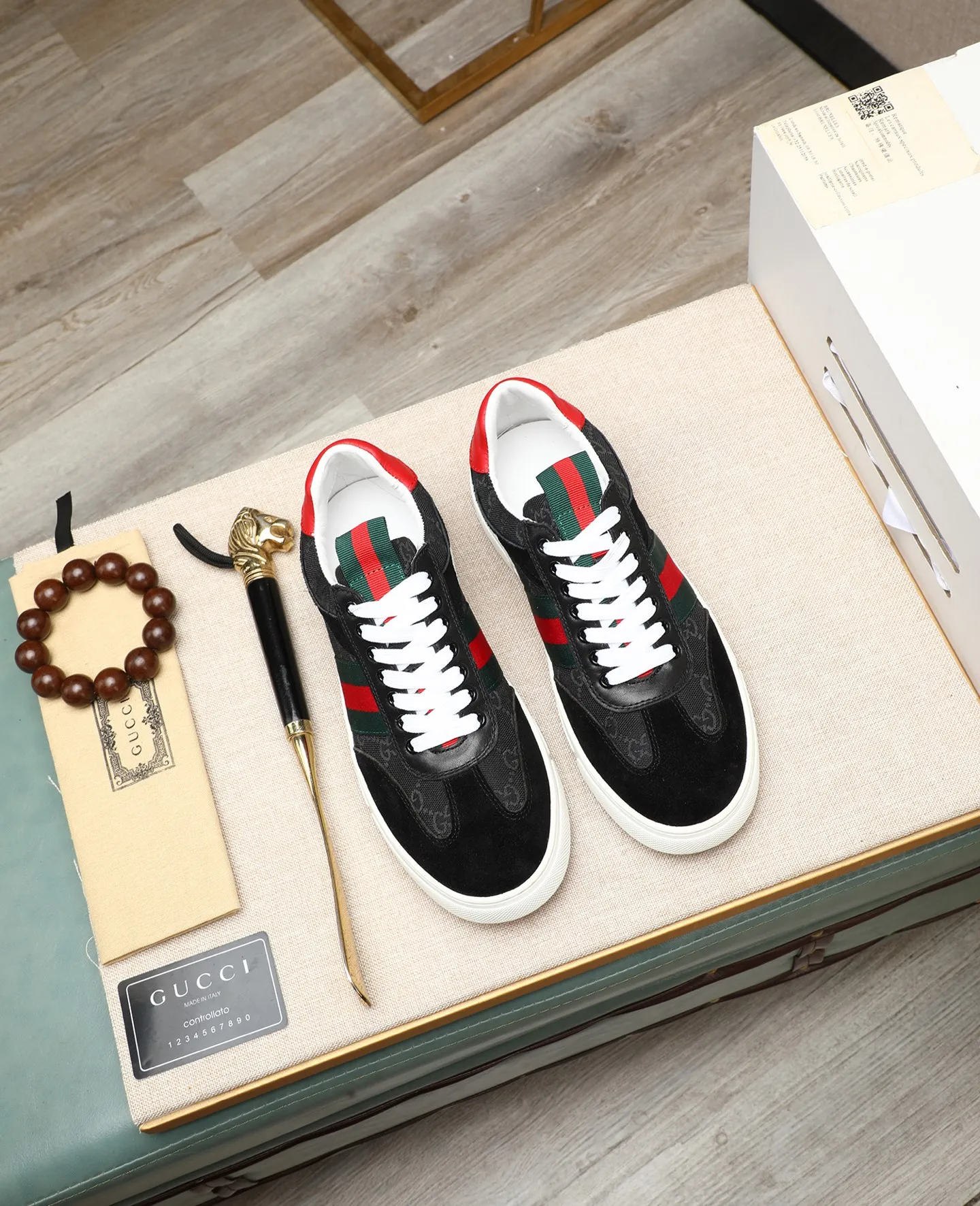 Men's men's shoes 💰440 GUCCI🔍🔍The latest model is on sale at the same time at the counter. Original calfskin imported from Italy, genuine leather lining, (high-end, noble, and classy) with exquisite workmanship. Sole: Original sole provided by the original factory, ⚠Exclusive double-layer movable molded sole super comfortable⚠, real shot 🎬The real thing is better🔍🔍"High quality·Follow the order" Code number 38-44